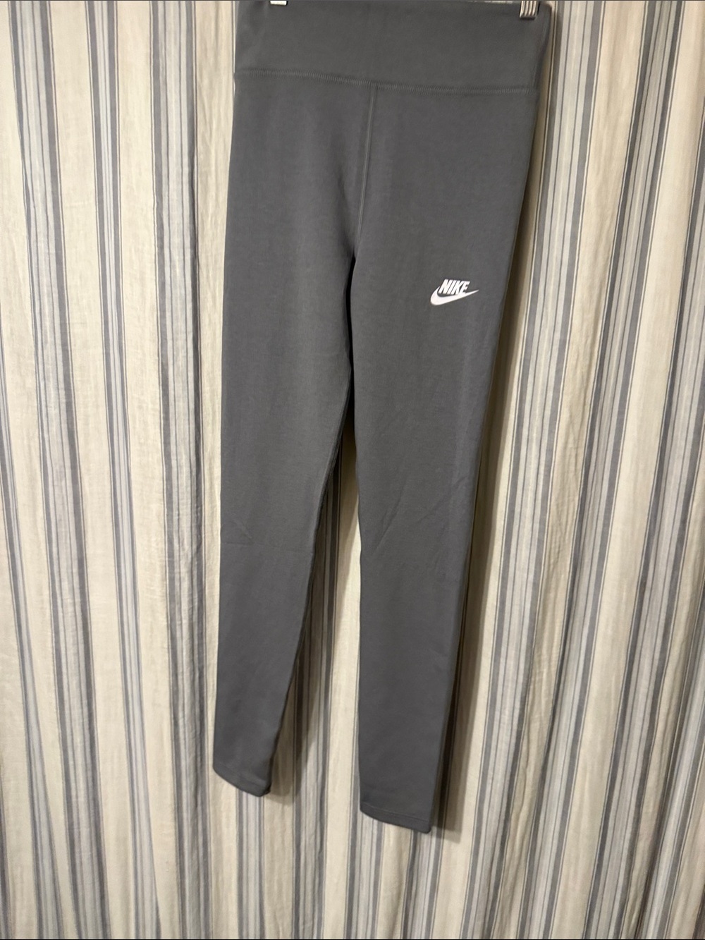 Nike Kids Charcoal Gray Logo Leggings